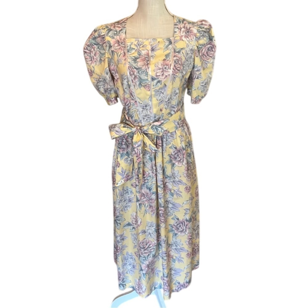 LAURA ASHLEY Vintage 80’s Yellow Pastel Floral Cottagecore Midi Dress - 6